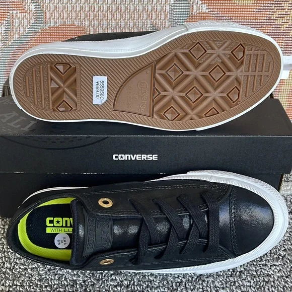 Converse WMNS Chuck Taylor All Stars ll OX 555958C BLACK/BLACK/WHITE Sneakers - Picture 6 of 16